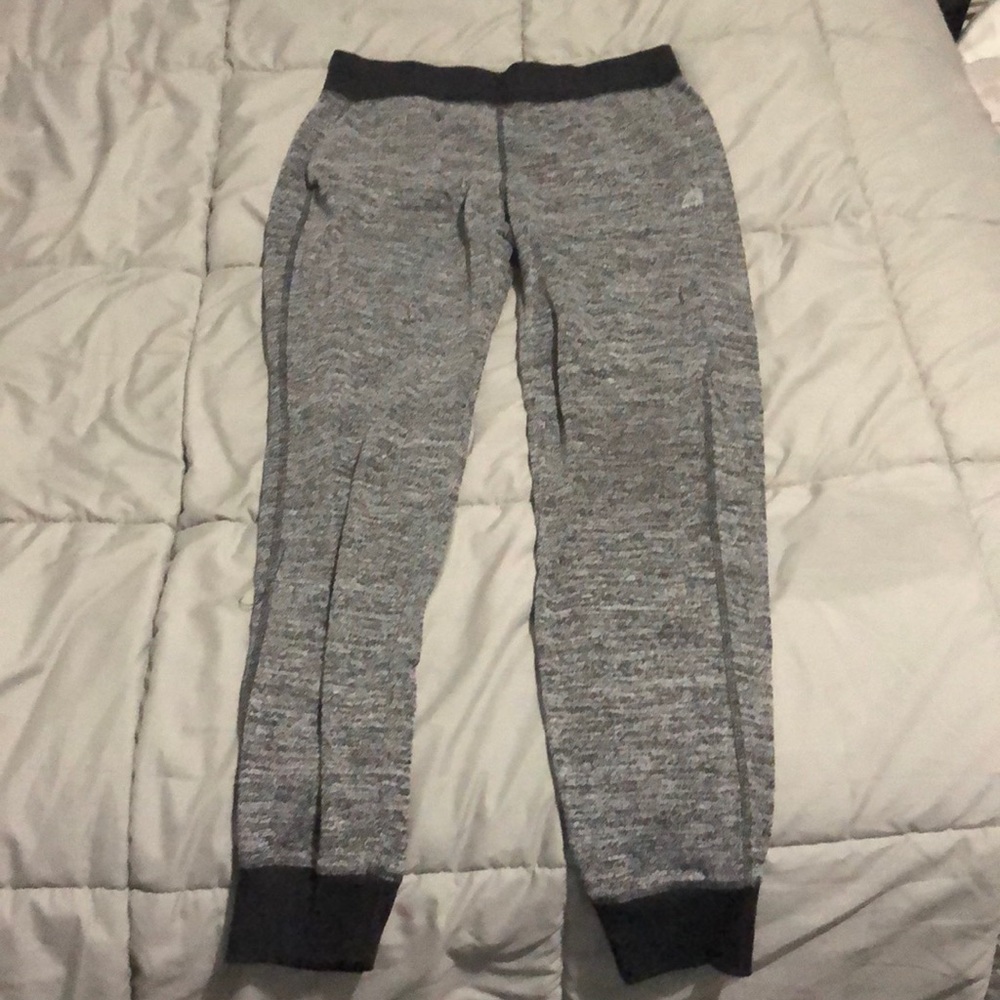 Joggers - Picture 2 of 3